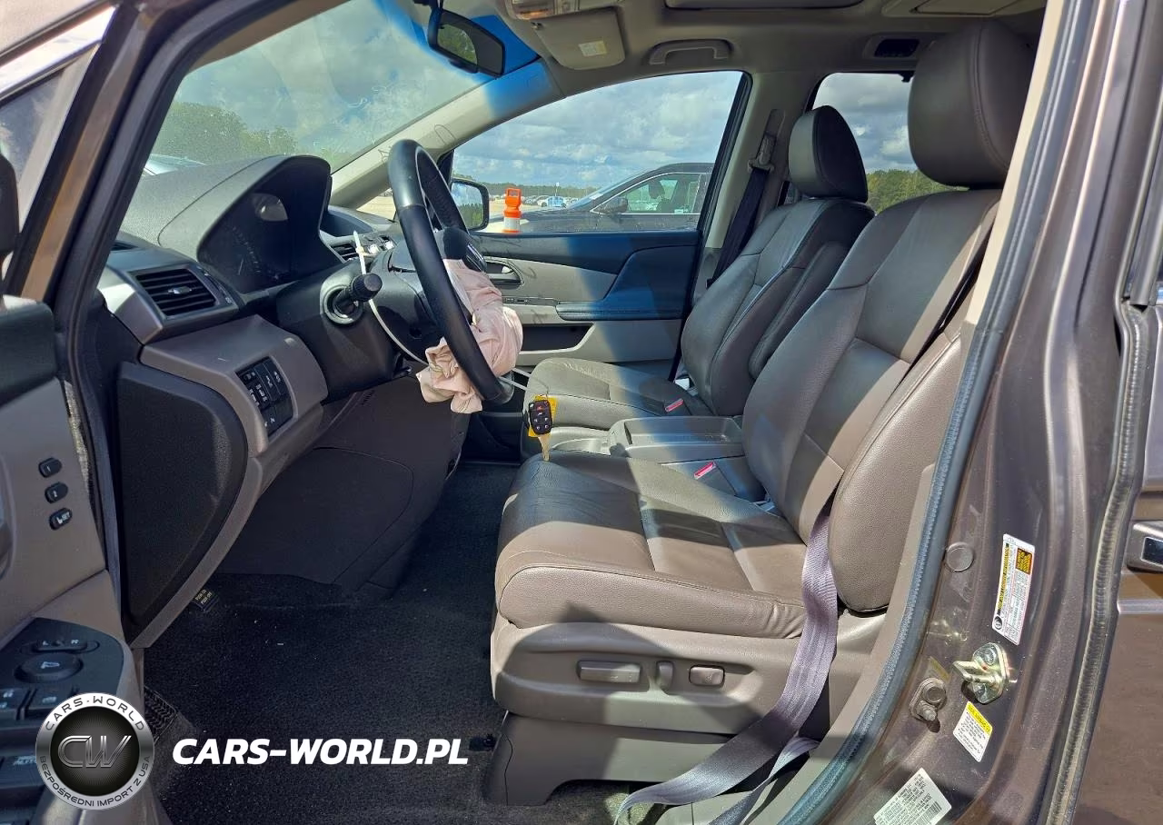 2013 Honda Odyssey Touring VIN:5FNRL5H9XDB026398 - 7