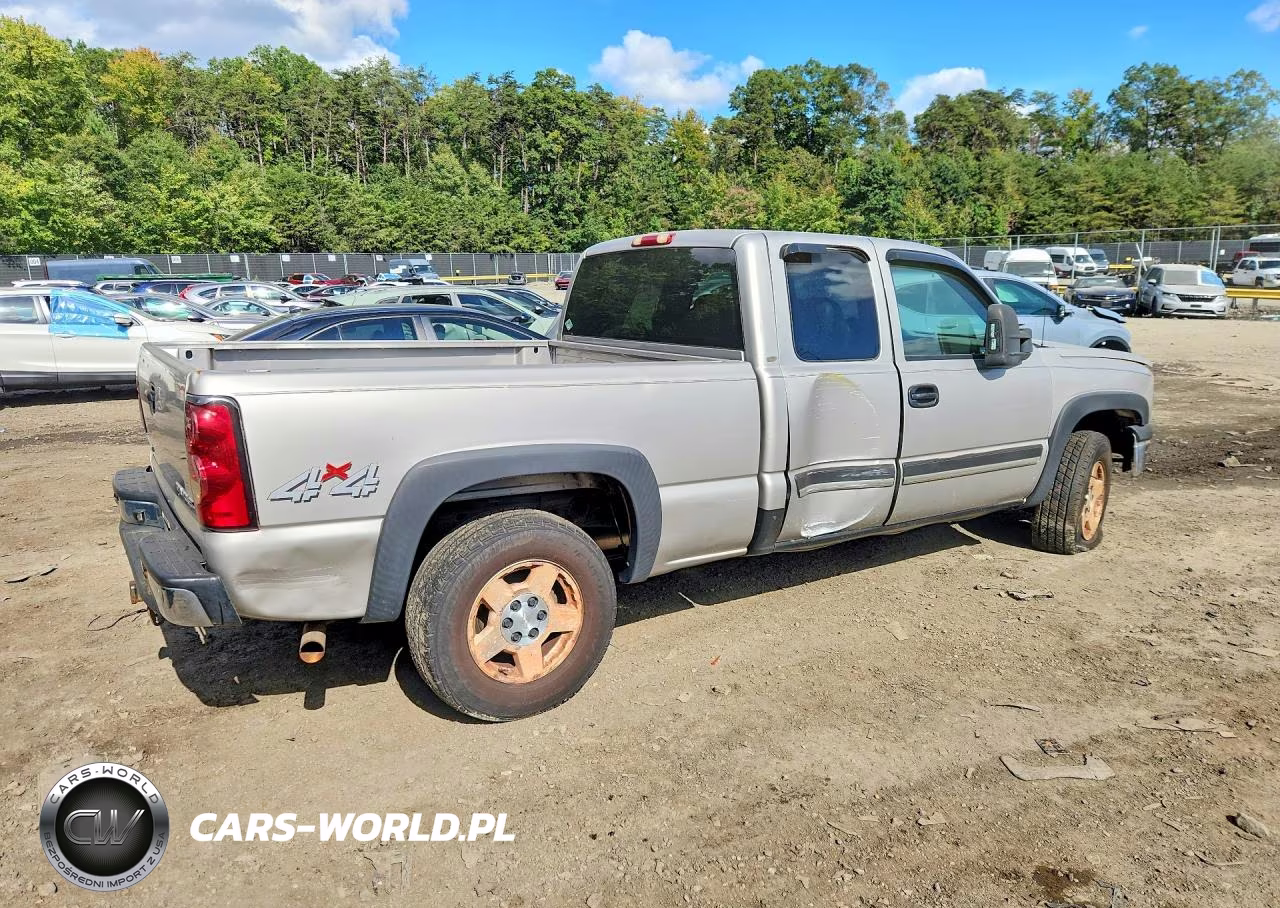 2004 Chevrolet Silverado K1500 VIN:2GCEK19T741277449 - 3
