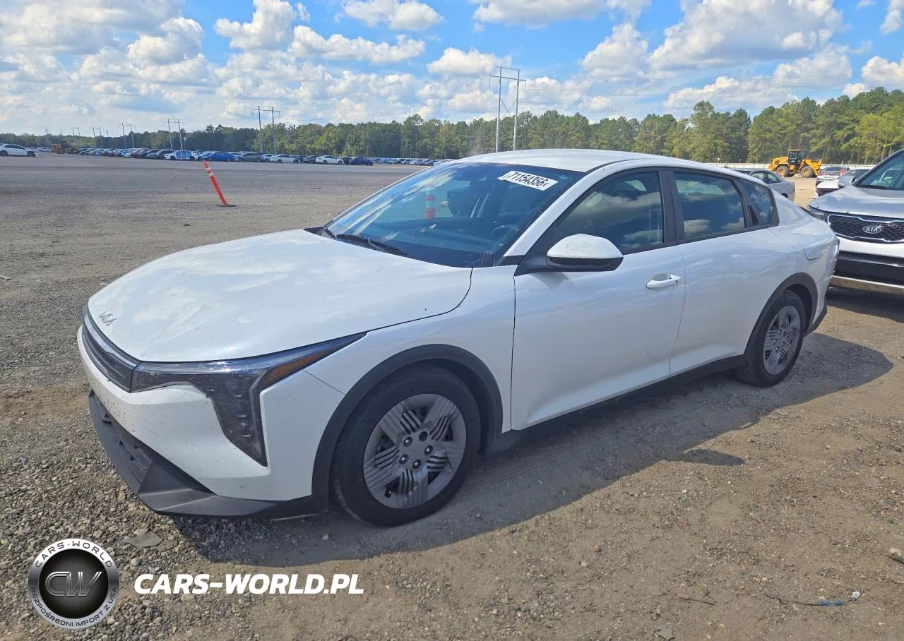 2025 Kia K4 Lx VIN:3KPFT4DE9SE180961 - 1
