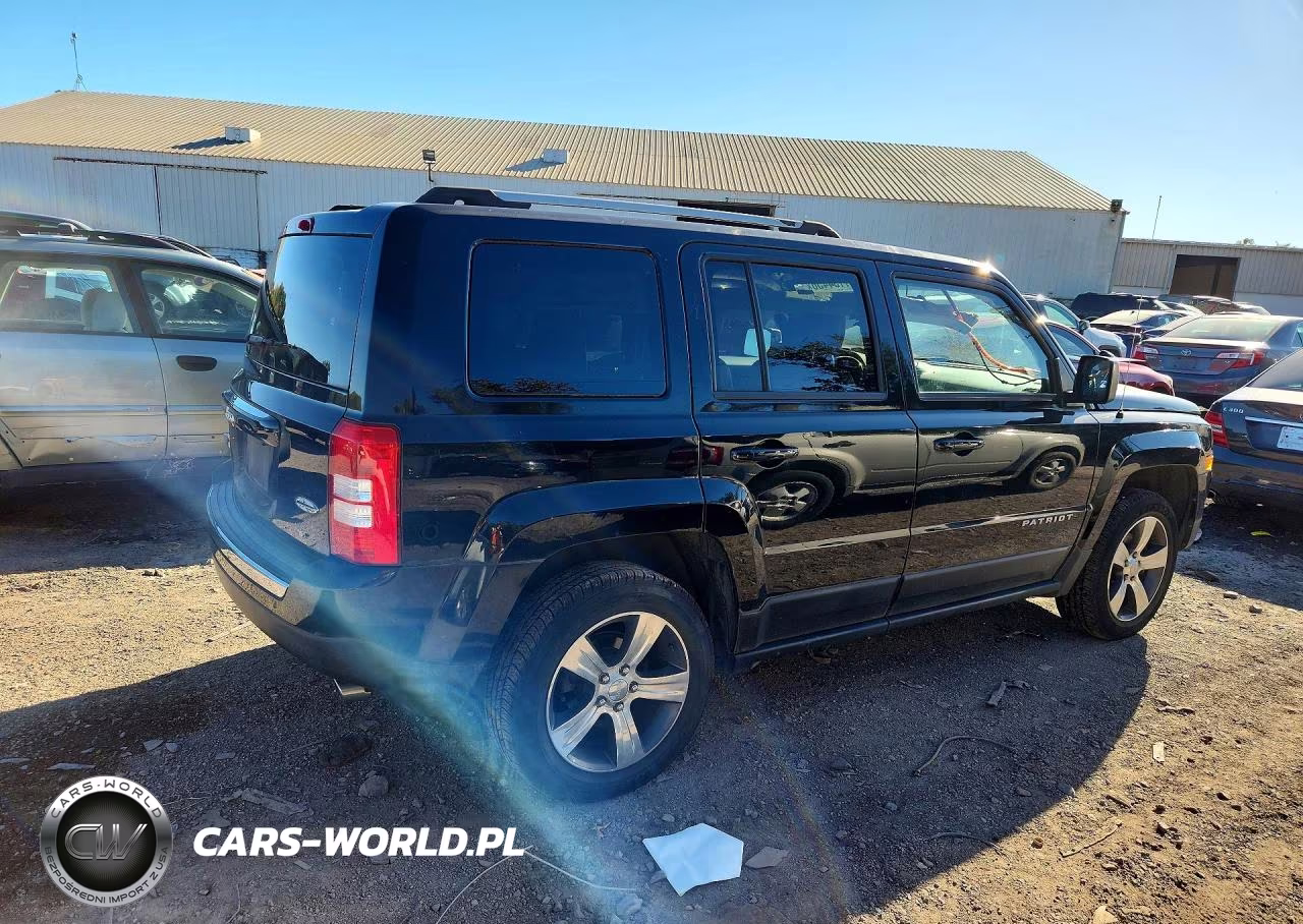 2016 Jeep Patriot Latitude VIN:1C4NJRFB7GD534941 - 3