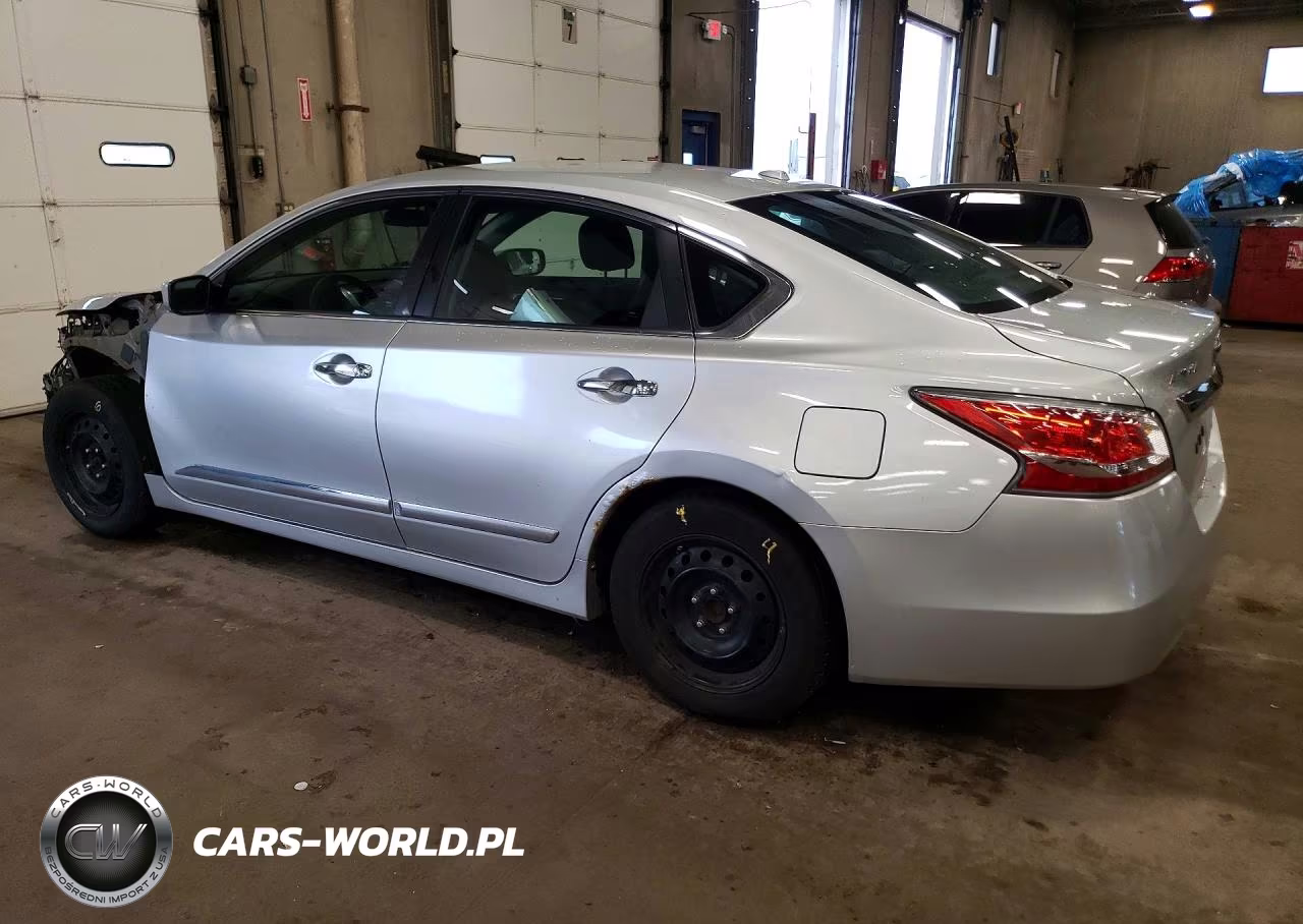 2014 Nissan Altima 2.5 S VIN:1N4AL3AP2EN389426 - 2