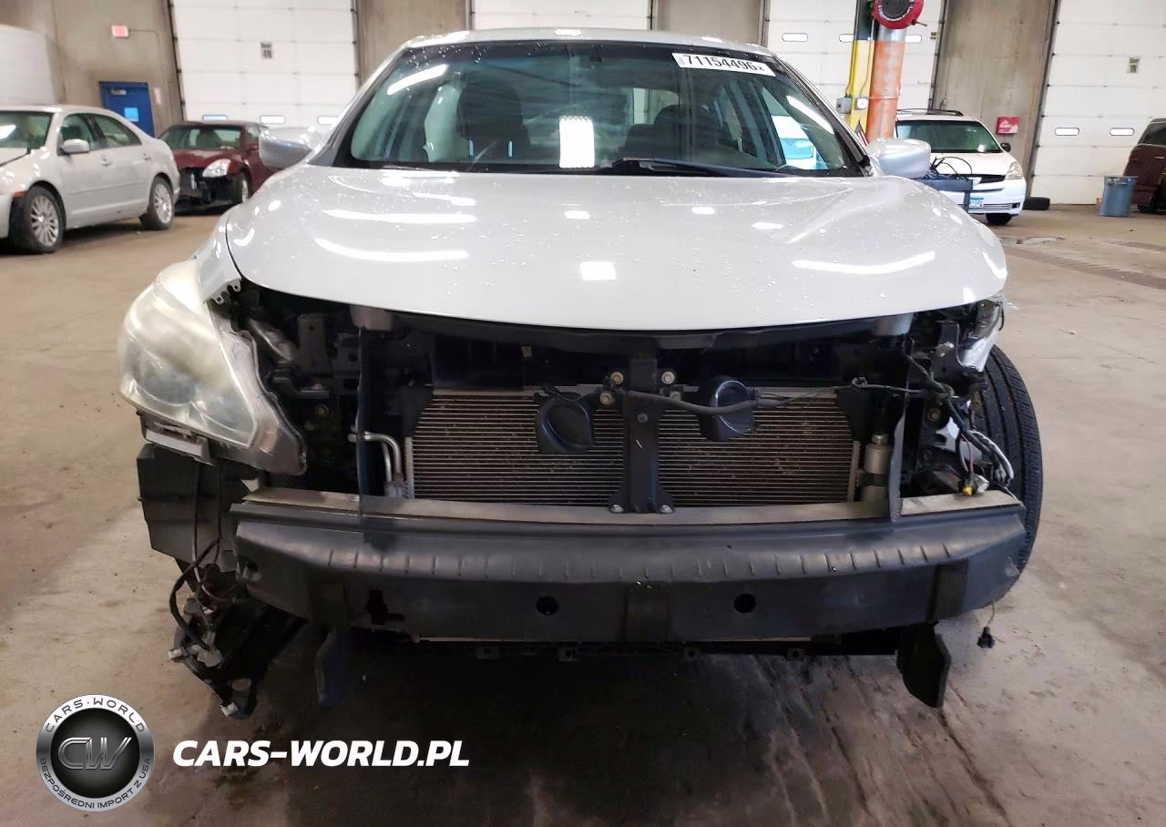 2014 Nissan Altima 2.5 S VIN:1N4AL3AP2EN389426 - 5