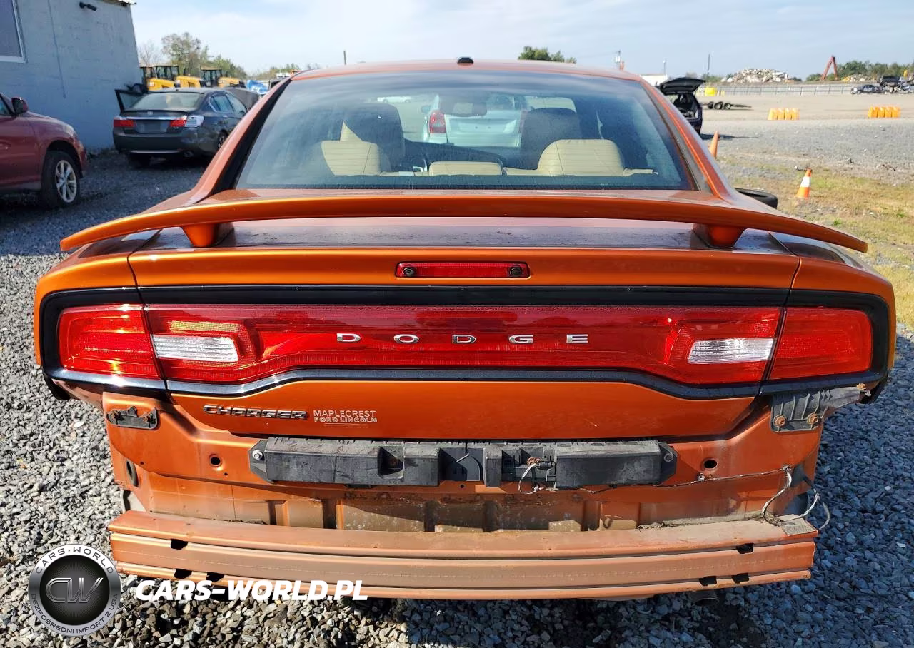 2011 Dodge Charger VIN:2B3CL3CG6BH560586 - 6