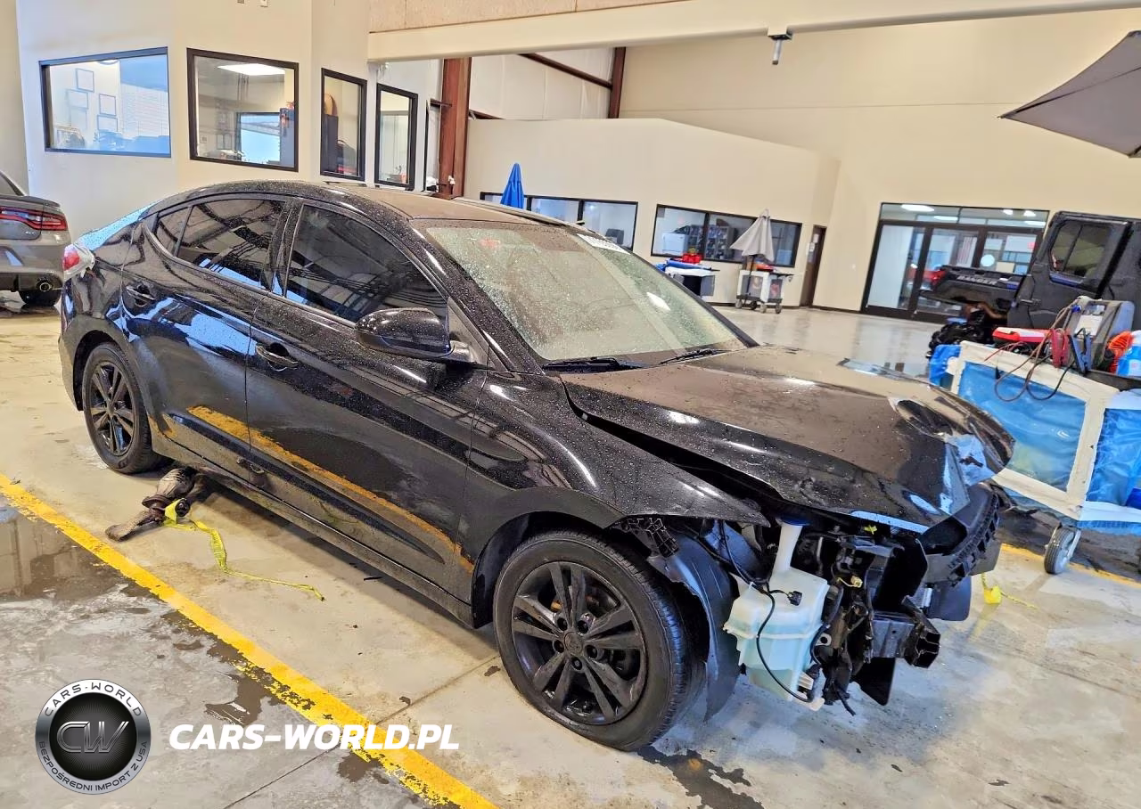 2017 Hyundai Elantra Se VIN:5NPD84LF9HH106804 - 4