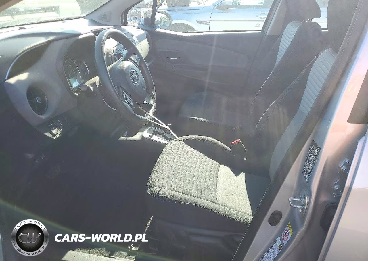 2018 Toyota Yaris 5-Door Le VIN:VNKKTUD36JA095548 - 7
