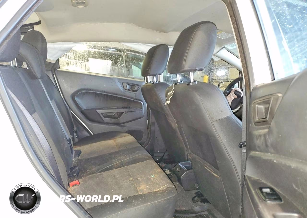 2012 Ford Fiesta Se VIN:3FADP4BJ7CM147465 - 10