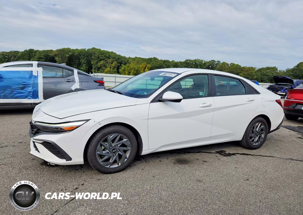 2024 Hyundai Elantra Sel – zdjęcie 1 z 12
