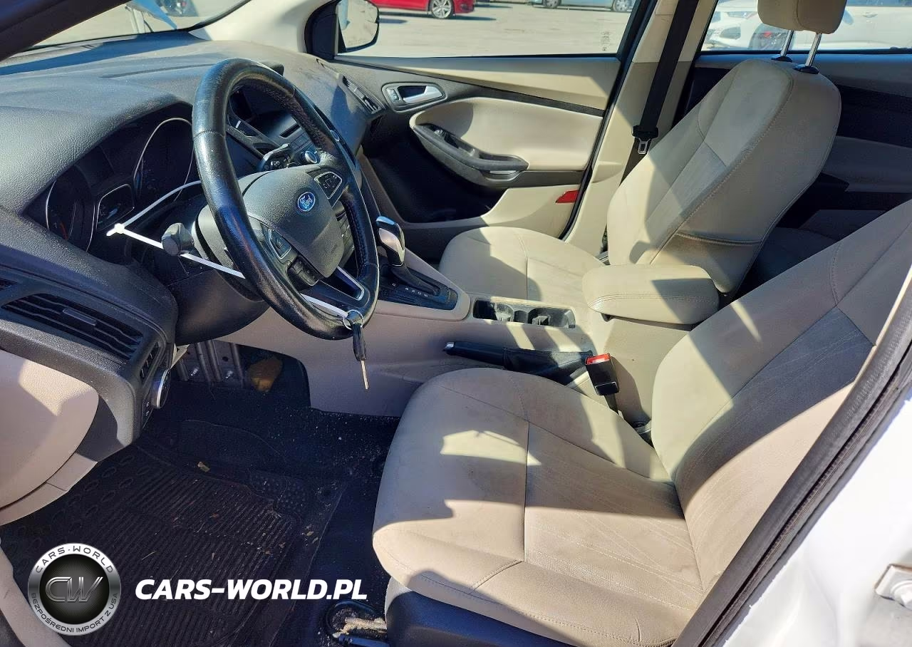 2016 Ford Focus Se VIN:1FADP3F28GL240337 - 7