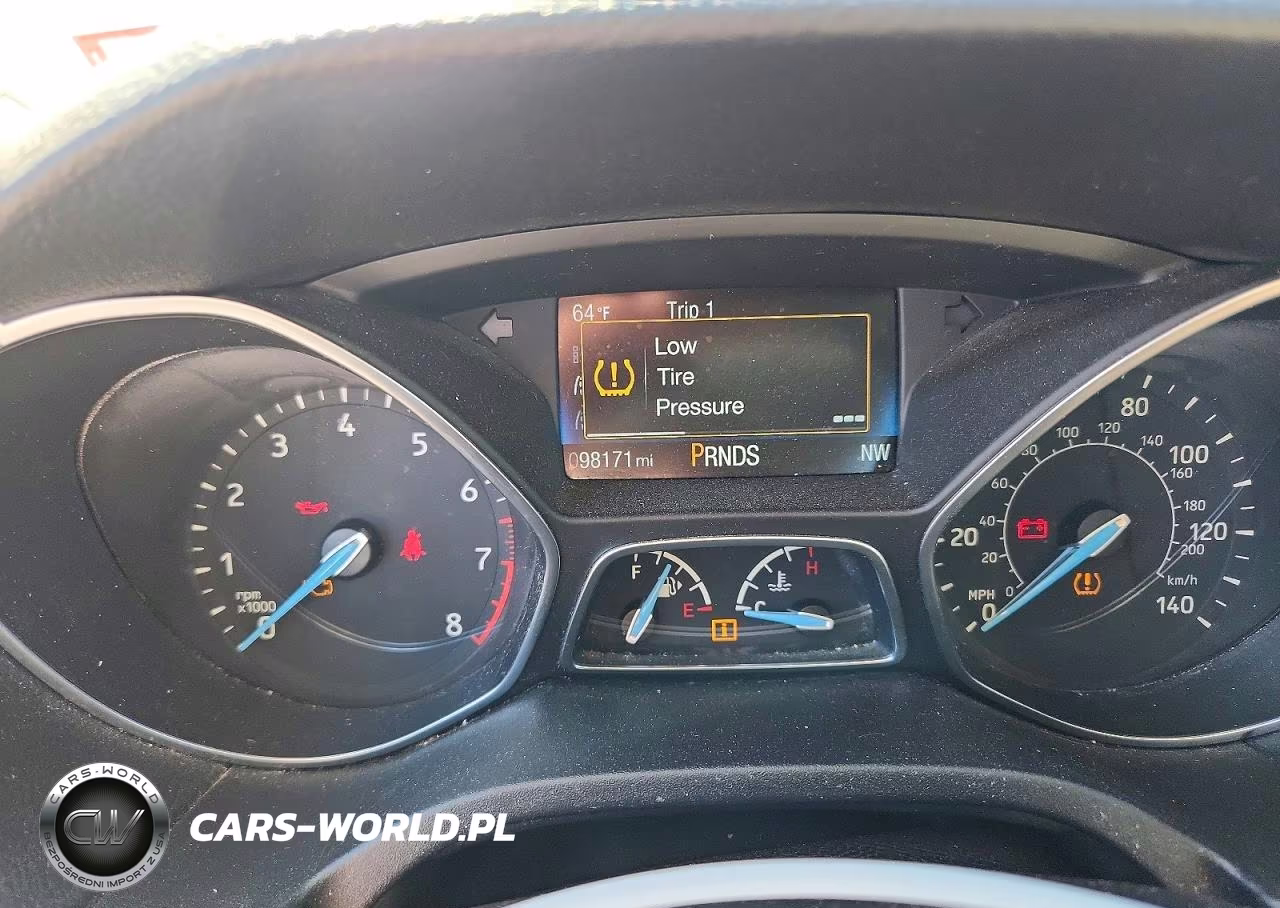 2016 Ford Focus Se VIN:1FADP3F28GL240337 - 9
