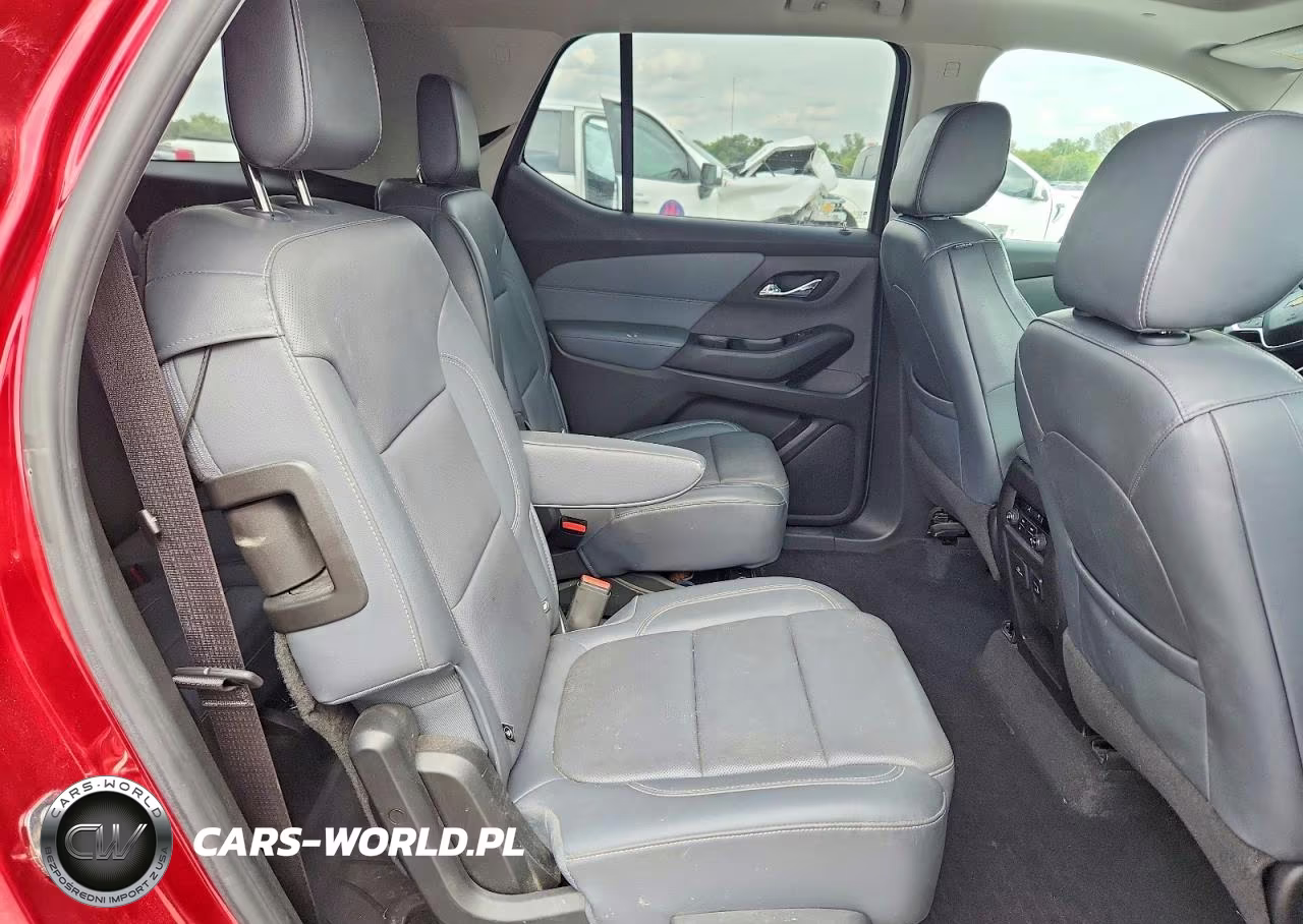 2018 Chevrolet Traverse Premier VIN:1GNERKKW6JJ119229 - 11
