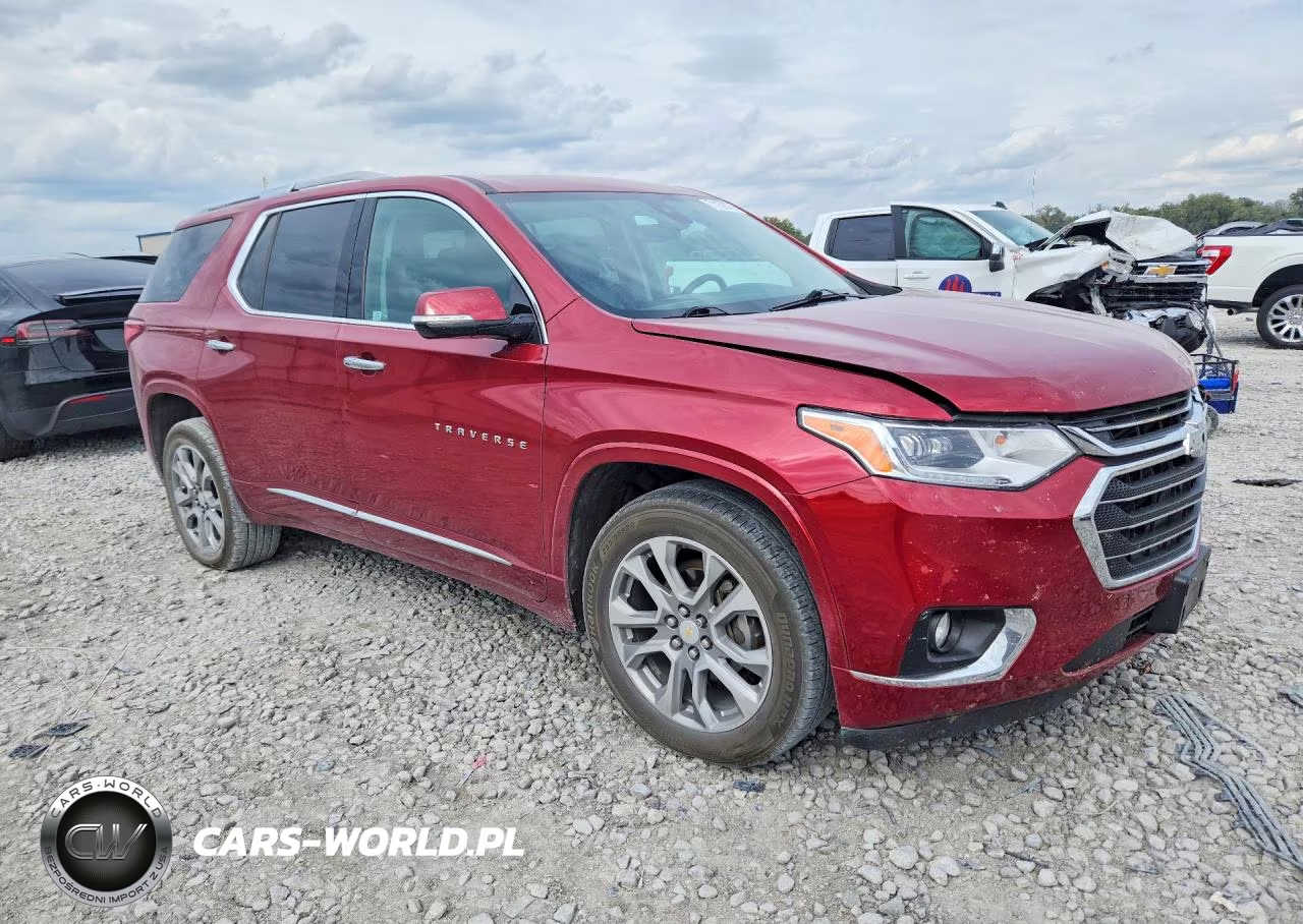 2018 Chevrolet Traverse Premier VIN:1GNERKKW6JJ119229 - 4