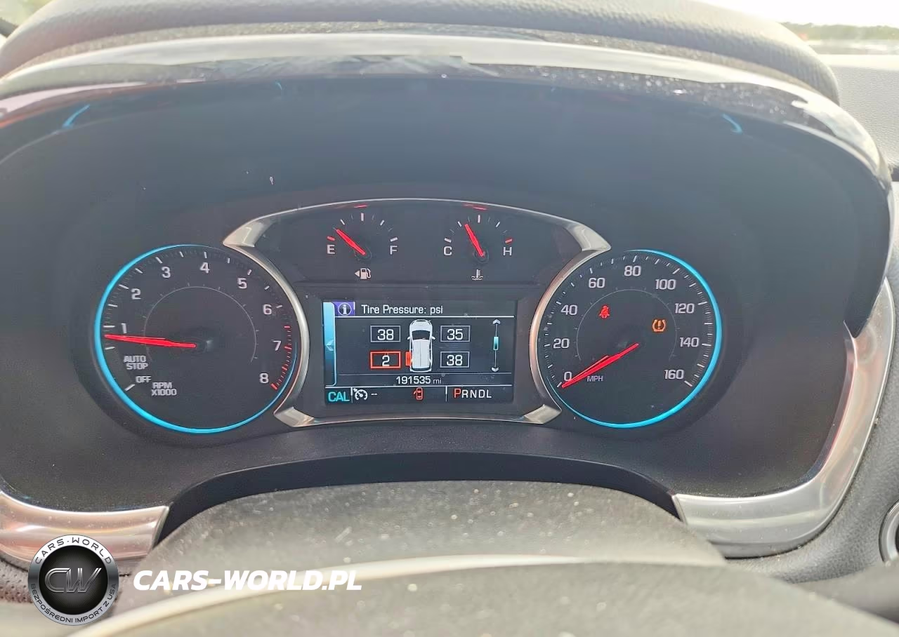 2018 Chevrolet Traverse Premier VIN:1GNERKKW6JJ119229 - 9