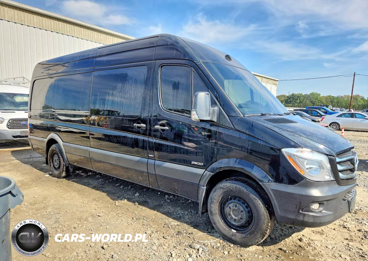 2015 Mercedes-Benz Sprinter 2500 VIN:WD4PE8CC3FP136648 - 4