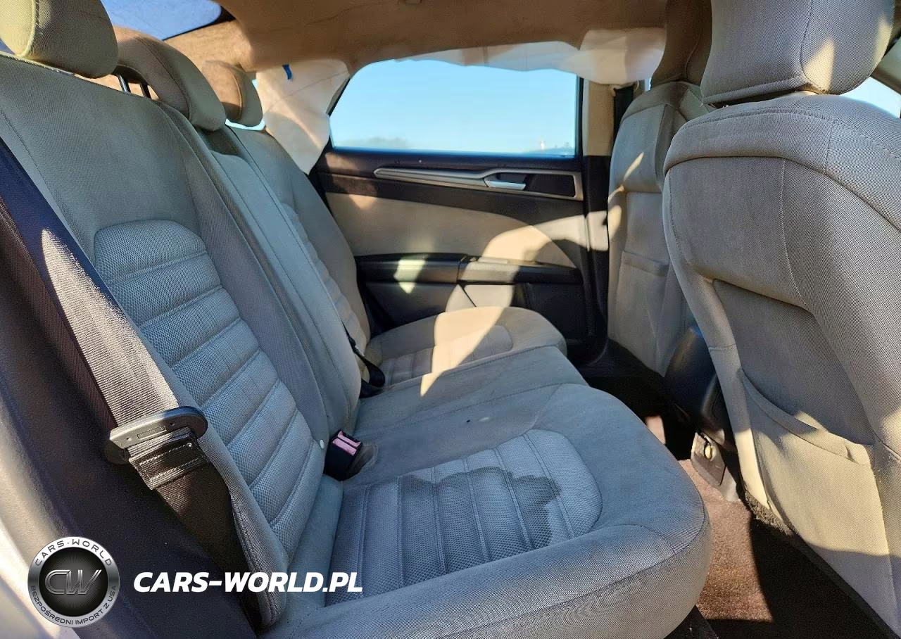 2017 Ford Fusion S VIN:3FA6P0G79HR328026 - 10