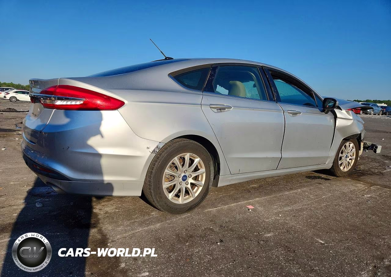 2017 Ford Fusion S VIN:3FA6P0G79HR328026 - 3