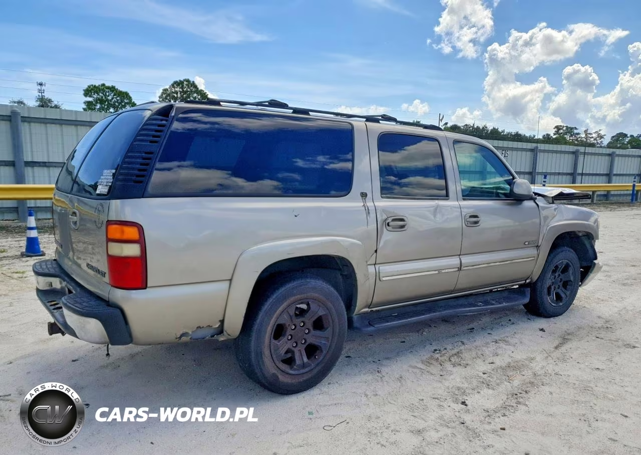 2001 Chevrolet Suburban C1500 VIN:3GNEC16T61G124069 - 3