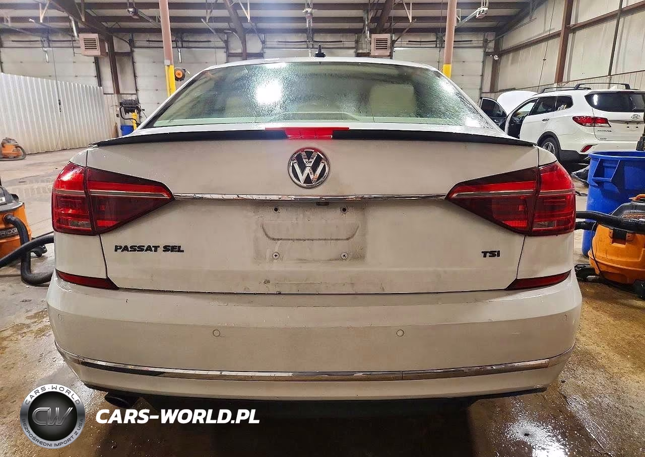 2017 Volkswagen Passat Sel Premium VIN:1VWCT7A31HC068918 - 6