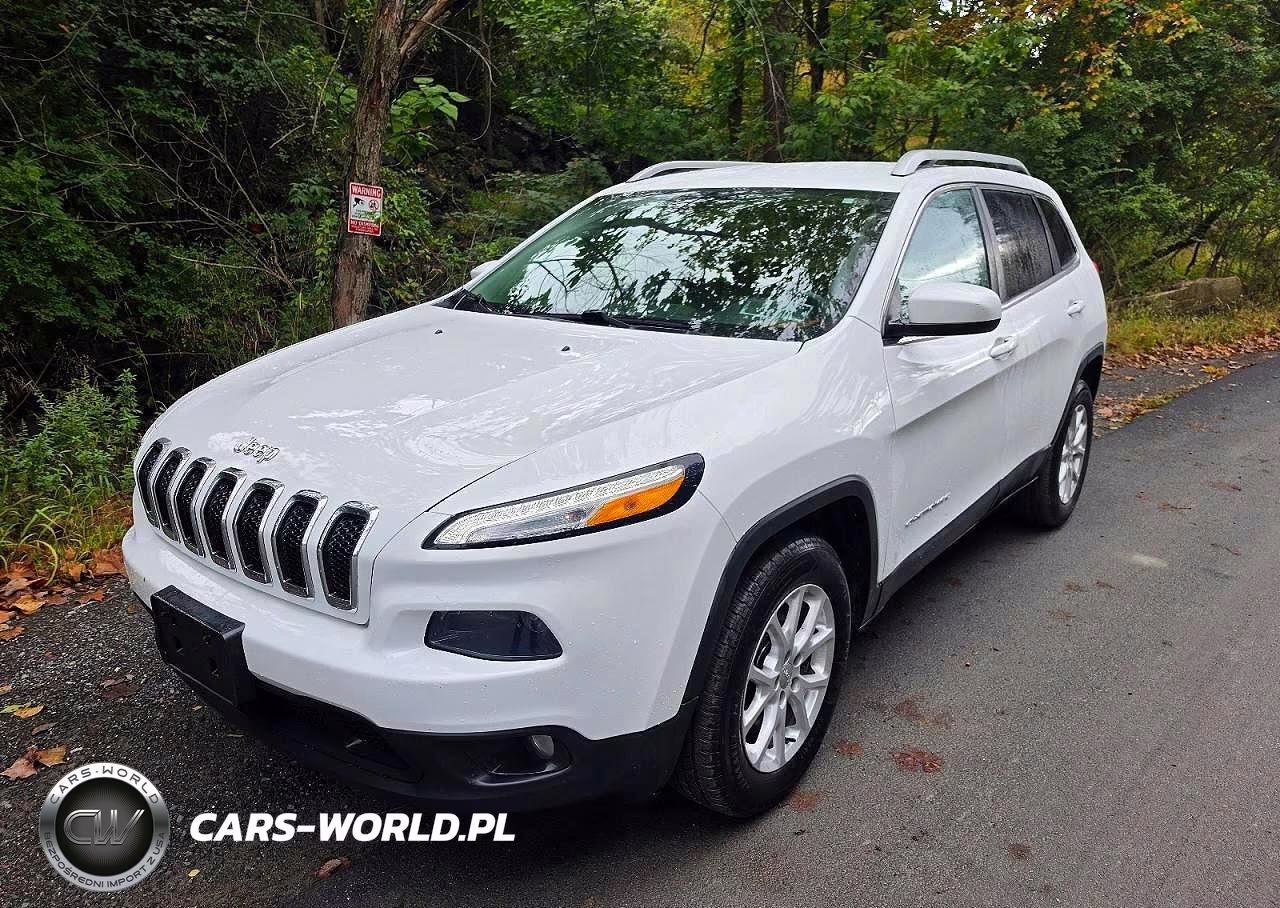 2015 Jeep Cherokee Latitude VIN:1C4PJMCS5FW588855 - 2