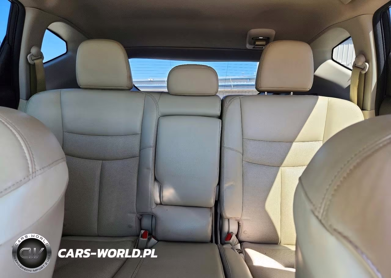 2018 Nissan Murano Platinum VIN:5N1AZ2MG3JN191765 - 10