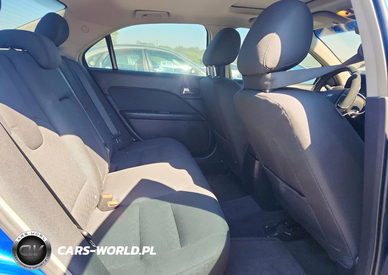 2011 Ford Fusion Se VIN:3FAHP0HA1BR126467 - 10
