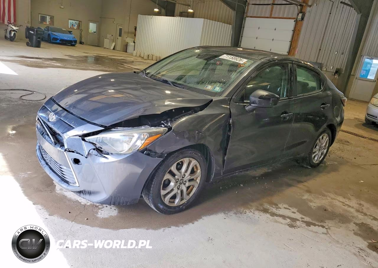 2017 Toyota Yaris Ia Base