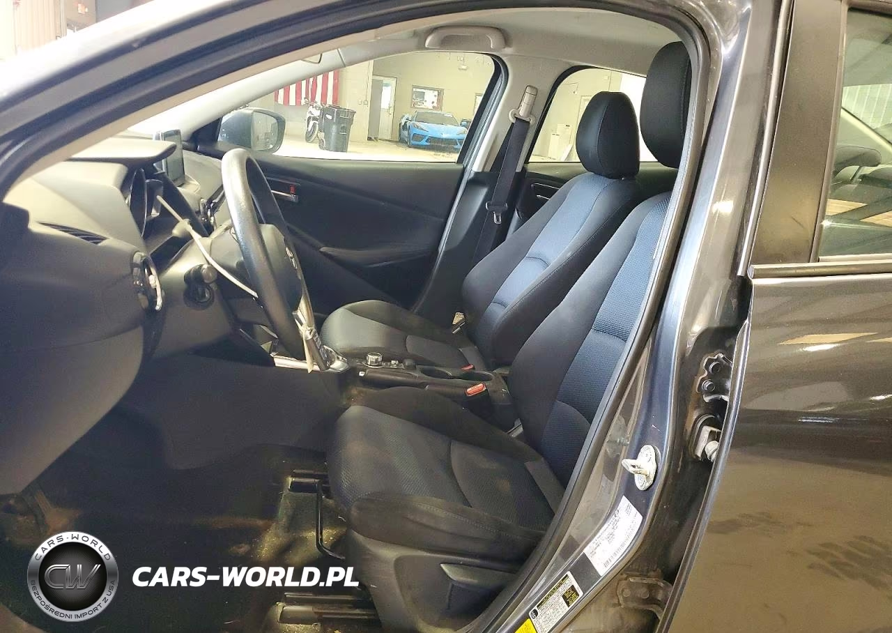 2017 Toyota Yaris Ia Base VIN:3MYDLBYV6HY168958 - 7