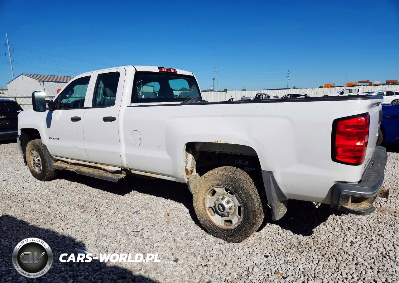 2015 Chevrolet Silverado K2500 Heavy Duty VIN:1GC2KUE82FZ113882 - 2