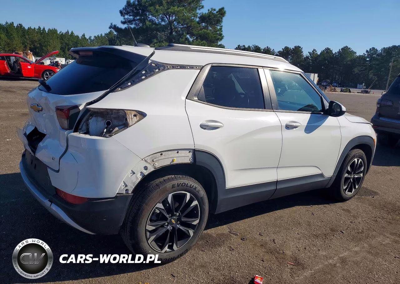 2021 Chevrolet Trailblazer Lt VIN:KL79MPS24MB114268 - 3