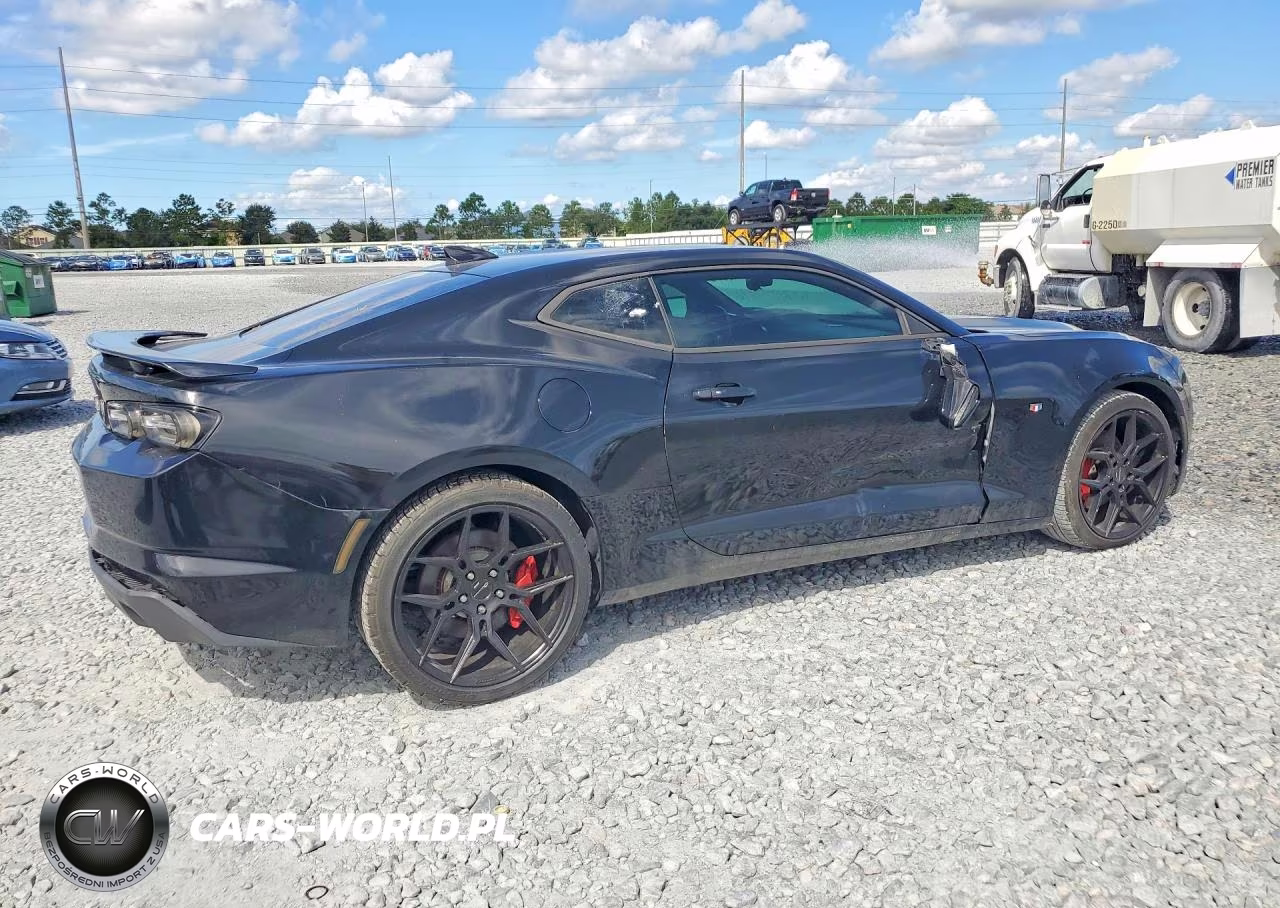 2019 Chevrolet Camaro Ss VIN:1G1FH1R73K0104521 - 3
