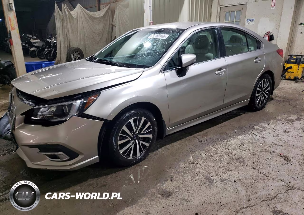 2018 Subaru Legacy 2.5I Premium VIN:4S3BNAF64J3036544 - 1