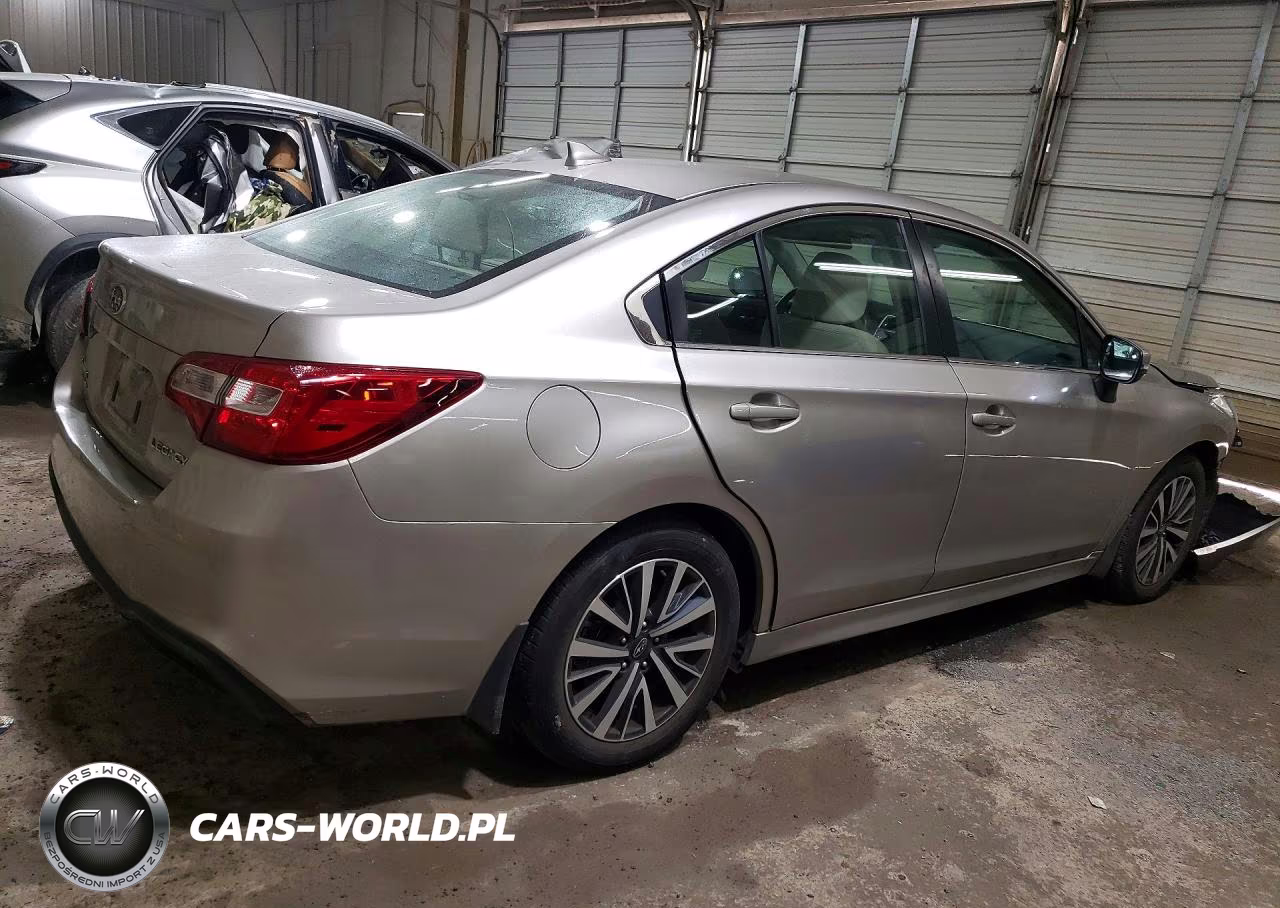 2018 Subaru Legacy 2.5I Premium VIN:4S3BNAF64J3036544 - 3