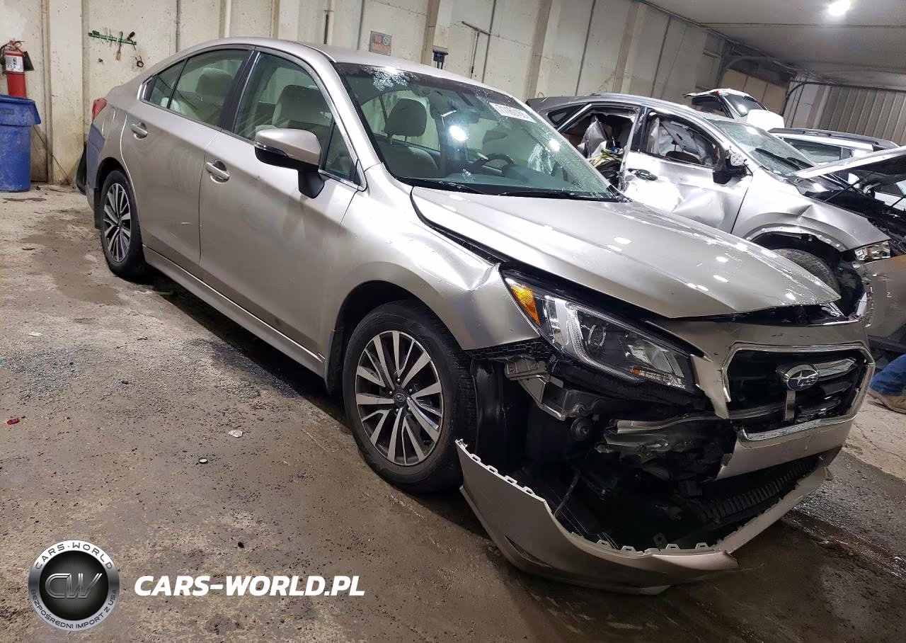 2018 Subaru Legacy 2.5I Premium VIN:4S3BNAF64J3036544 - 4