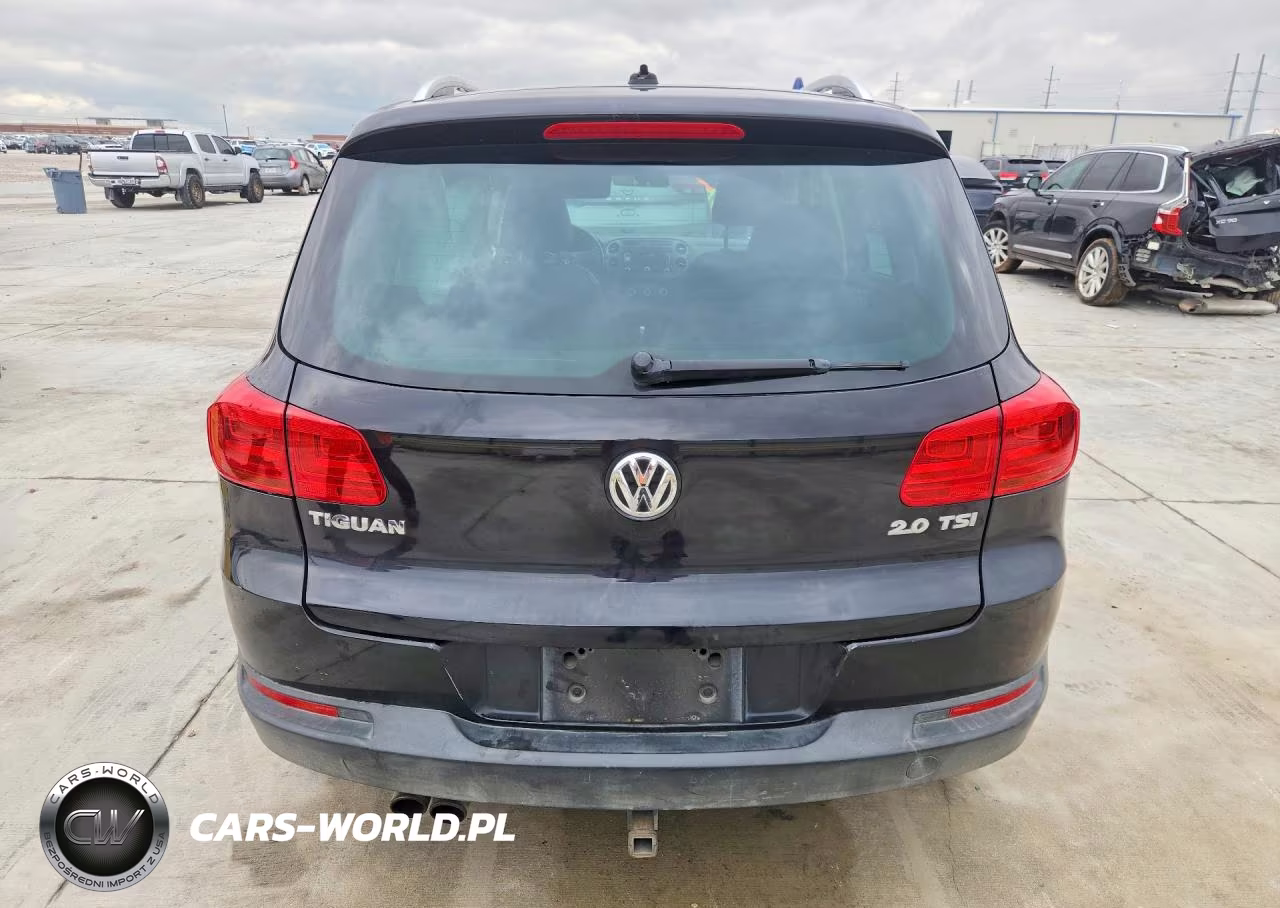 2012 Volkswagen Tiguan S VIN:WVGAV7AX1CW524877 - 6