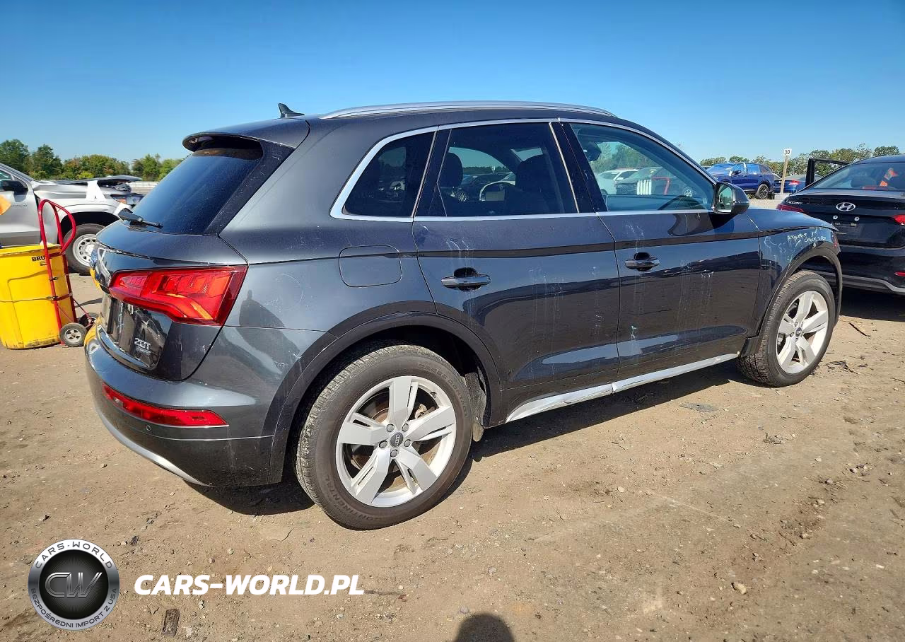 2018 Audi Q5 Premium Plus VIN:WA1BNAFY1J2008881 - 3