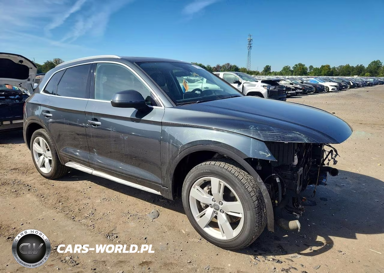2018 Audi Q5 Premium Plus VIN:WA1BNAFY1J2008881 - 4