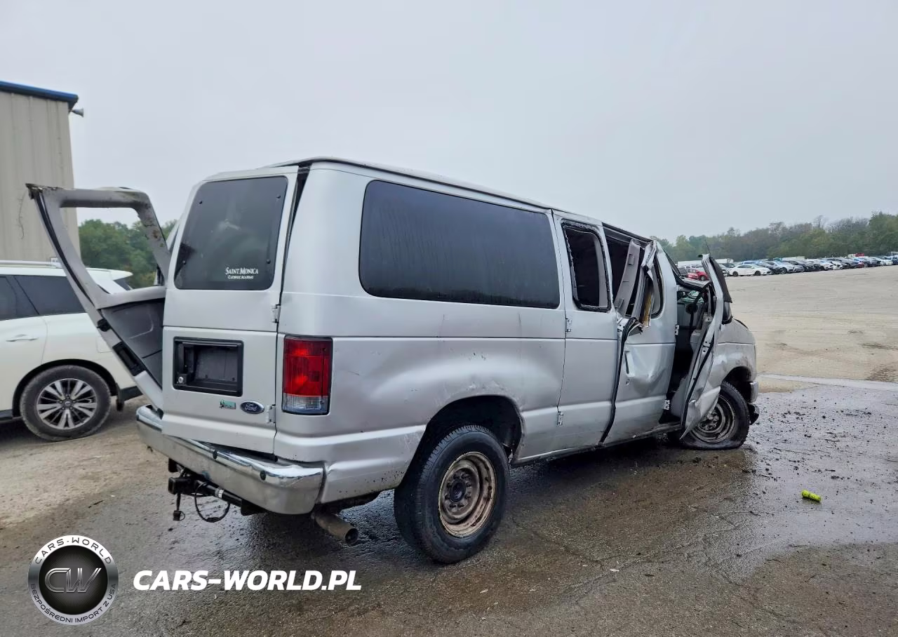 2011 Ford Econoline E350 Super Duty Wagon VIN:1FBNE3BL6BDB03407 - 3