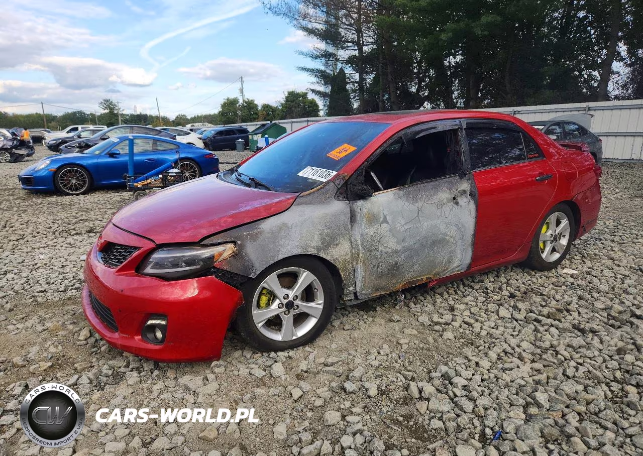 2013 Toyota Corolla Le – zdjęcie 1 z 12