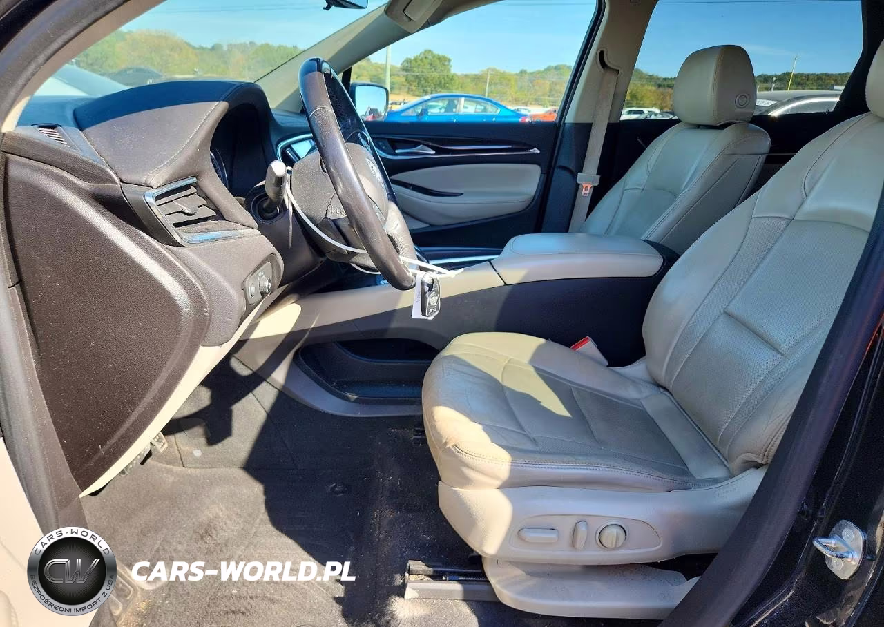 2018 Buick Enclave Essence VIN:5GAERBKW9JJ186272 - 7