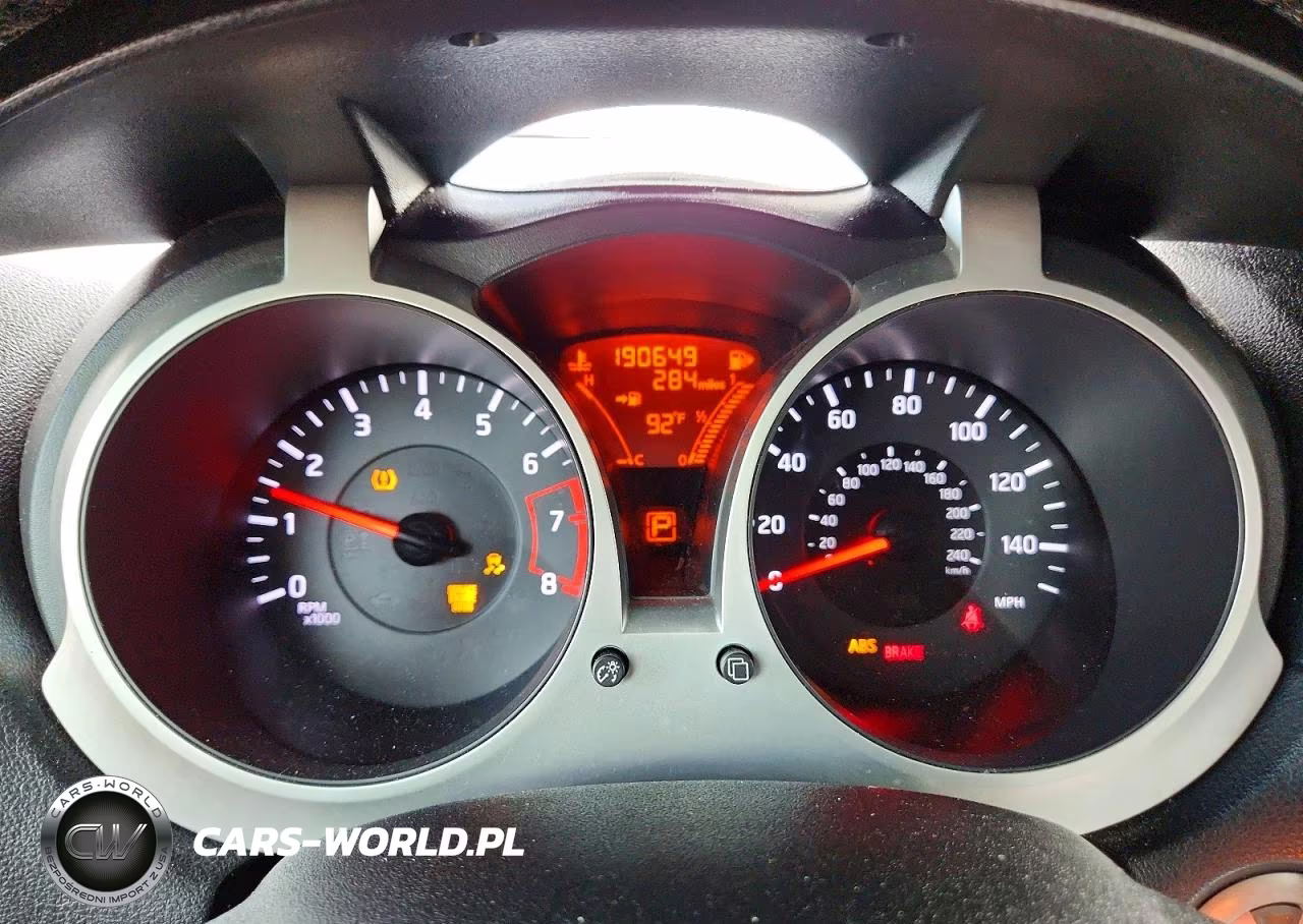 2012 Nissan Juke S VIN:JN8AF5MVXCT122619 - 9