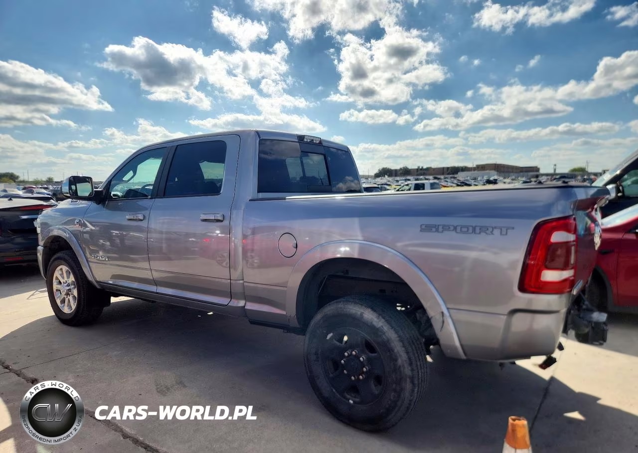 2019 Ram 2500 Laramie VIN:3C6UR5FL9KG613603 - 2