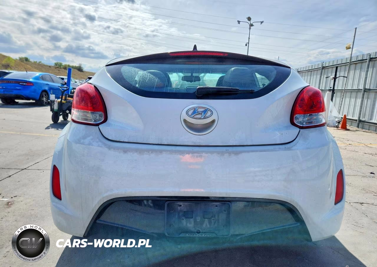 2013 Hyundai Veloster Base VIN:KMHTC6AD1DU096840 - 6