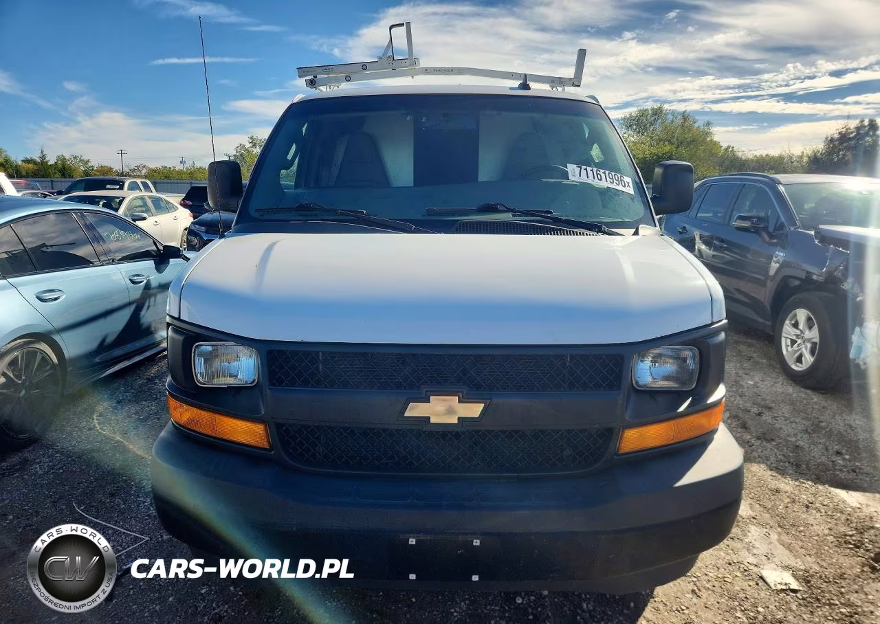 2017 Chevrolet Express VIN:1GCWGAFF4H1345383 - 5