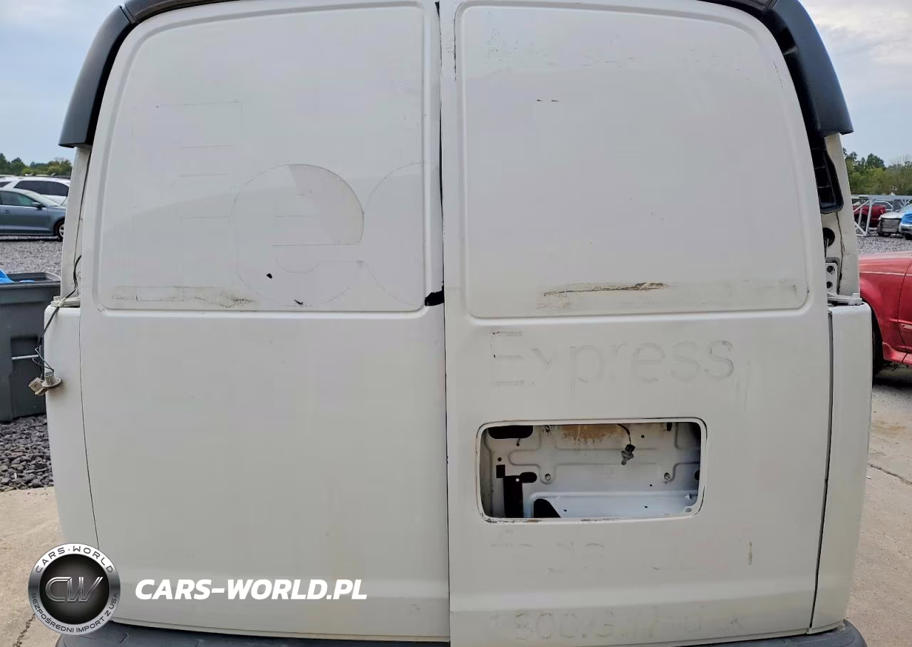 2019 Chevrolet Express 2500 Cargo Delivery Van VIN:1GCWGAF1XK1370347 - 10