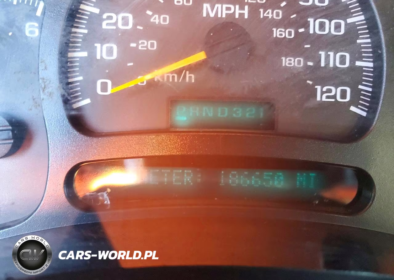 2005 Chevrolet Avalanche C1500 VIN:3GNEC12Z45G113037 - 12