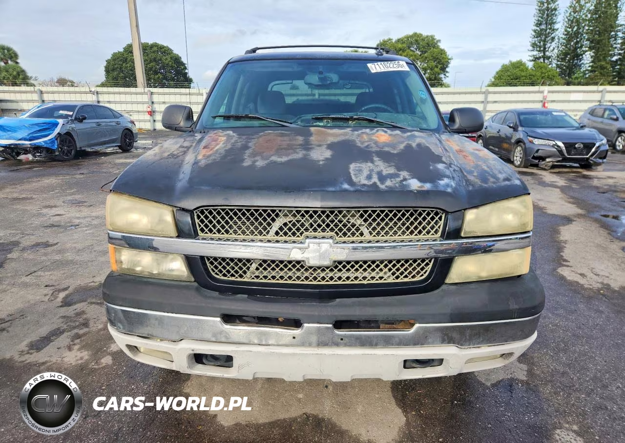 2005 Chevrolet Avalanche C1500 VIN:3GNEC12Z45G113037 - 5
