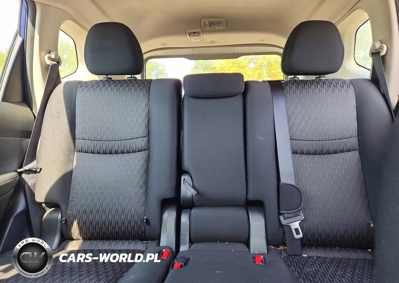 2020 Nissan Rogue S VIN:JN8AT2MT2LW011390 - 10