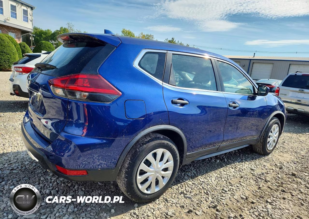 2020 Nissan Rogue S VIN:JN8AT2MT2LW011390 - 3
