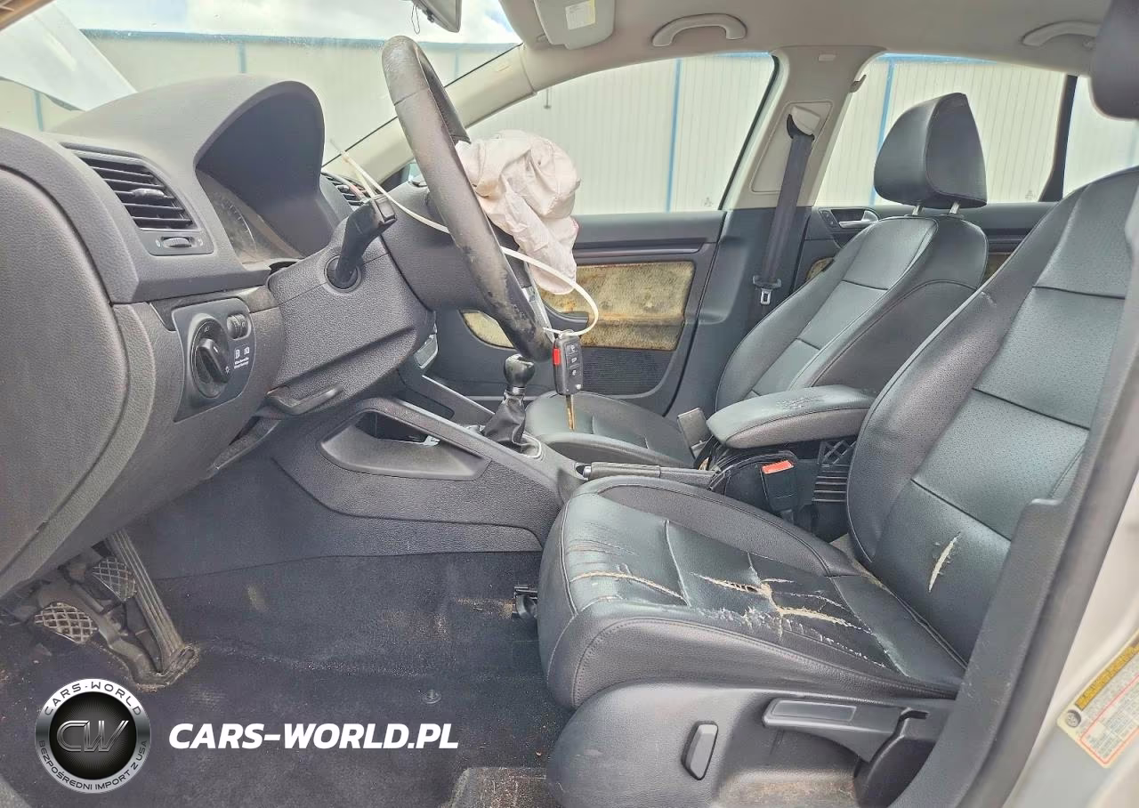 2010 Volkswagen Jetta Tdi VIN:3VWAL7AJ2AM180671 - 7