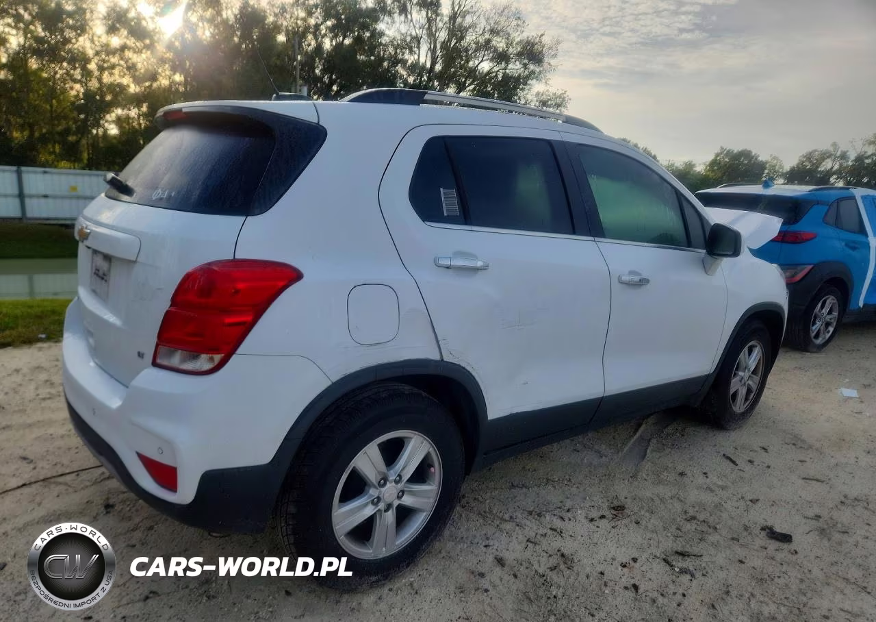 2020 Chevrolet Trax 1Lt VIN:3GNCJLSB5LL328569 - 3