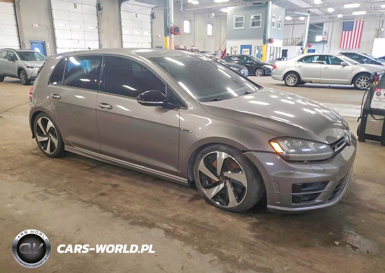 2016 Volkswagen Golf R VIN:WVWLF7AU5GW201695 - 4